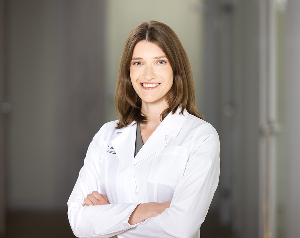 Dr. Elza Bikova