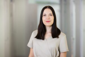 Jūlija Birnsone